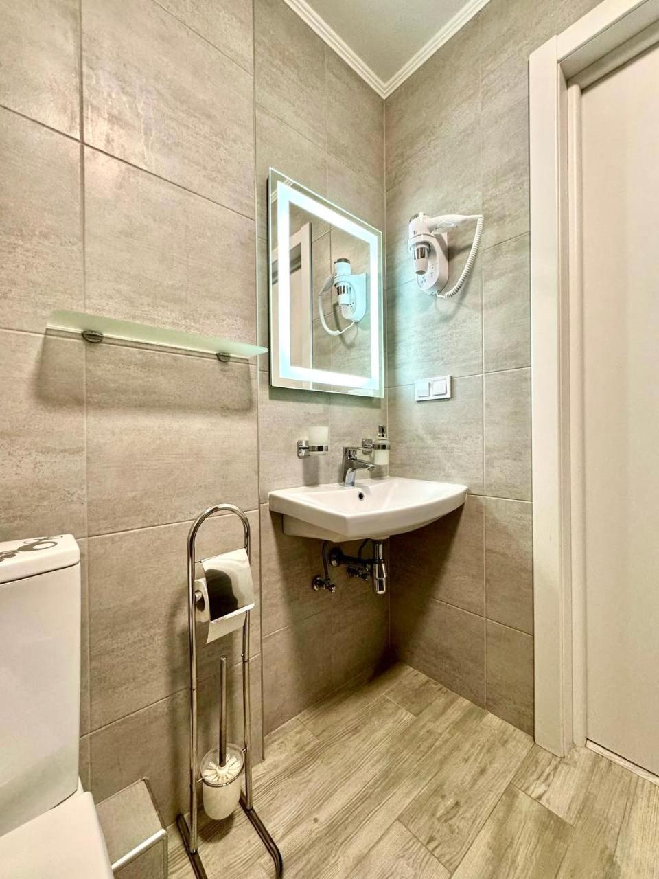 Apartpoltava Апартаменти Бізнес-Класу В Престижній Новобудові З Панорамним Балконом Центр Poltava Exterior foto