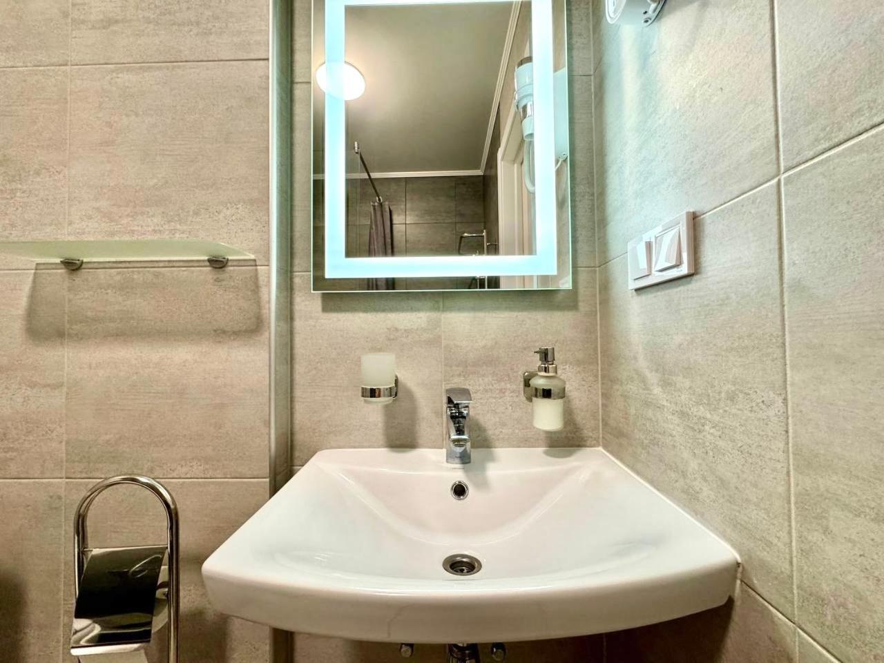 Apartpoltava Апартаменти Бізнес-Класу В Престижній Новобудові З Панорамним Балконом Центр Poltava Exterior foto
